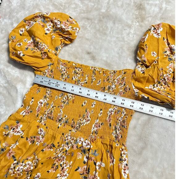 Flynn Skye Justine Romper Women's Medium Orange Floral Puff Sleeve Smocked RTR - Picture 7 of 11